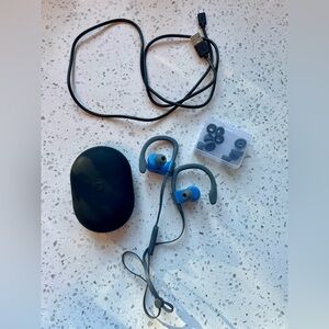 Powerbeats 3